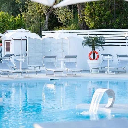 Hotel & Spa Relais Freedom Club 马萨鲁布朗斯 外观 照片